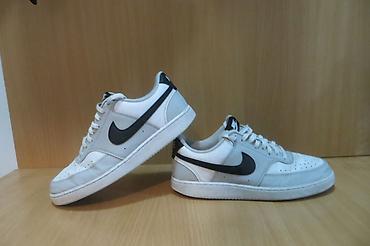 air max thea: NIKE br 43 27,5cm, potpuno ocuvane kvalitetne kozne patike bez mana — 1