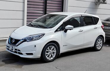 фольксваген поло 1: Nissan Note: 1.2 л | 2017 г. Хэтчбэк