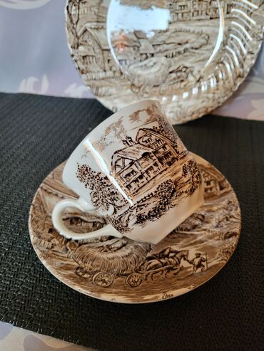 Kuhinjski setovi: Set Ironstone Staffordshire Engleska.70te. Set je nov,zadnje slike na lalafo.rs — 9 Kuhinjski setovi: Set Ironstone Staffordshire Engleska.70te. Set je nov,zadnje slike — 9