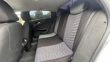 malibu spoiler: Chevrolet Malibu: 1.5 l | 2016 il 250000 km Sedan — 7