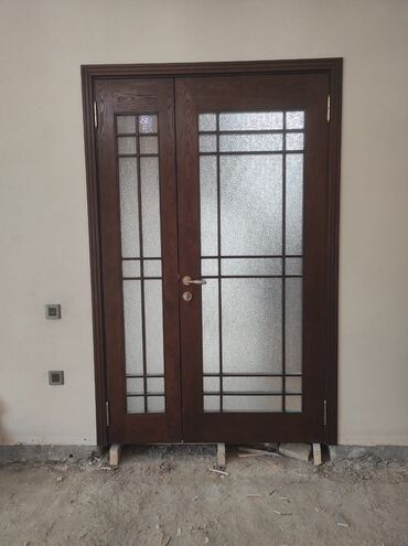 ev qapları: Qonaq otağı üçün İşlənmiş Otaq qapısı 90x220 sm Zamok ilə, Zəmanətli, Ödənişli quraşdırma, Ünvandan götürmə