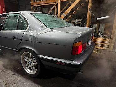 Передние фары: Имеется все детали от этого автомобиля BMW 525i E34, 1994 г., 3 — 19