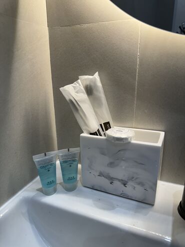 Посуточная аренда квартир: 1 комната, Душевая кабина, Постельное белье, Кондиционер — 7