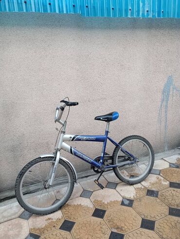 Велосипеды: Продаю велосипед детский б/у недорого