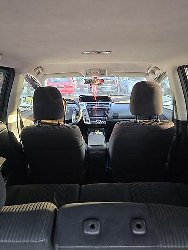 газ болон для авто: Toyota Prius V: 2016 г., Автомат, Гибрид, Универсал — 7