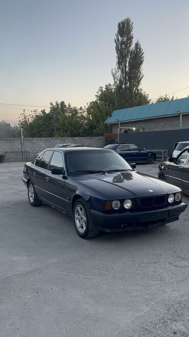 е34 машина: BMW 5 series: 1995 г., 2 л, Механика, Бензин, Седан