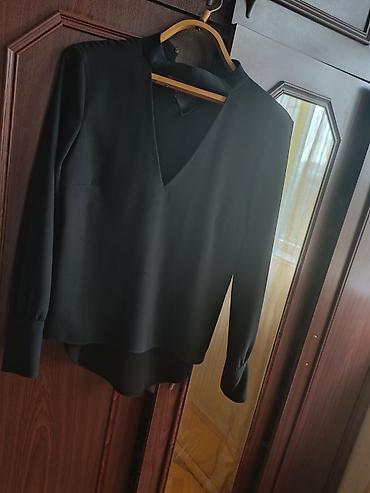 Köynək və bluzalar: Qadın bluzası – qara rəng "Zara" brendi. XS ölçüdə. Yeni kimidir. 2 — 3