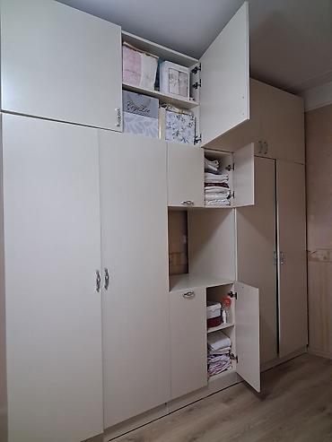 Ev üçün mebel: Bej rəngli divarboyu qarderob-dolab sistemi /MDF tipli hamar səthli — 5
