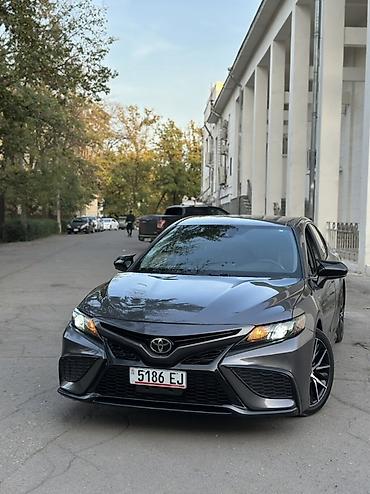 Toyota Camry: 2020 г., 2.5 л, Автомат, Бензин, Седан