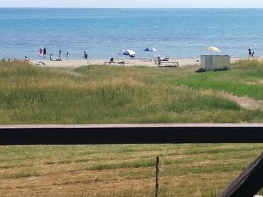 Отели и хостелы: Продаю гостевой дом 2-х этажный 450кв.м в Чон-Сары-Ой(15 минут на авто — 18