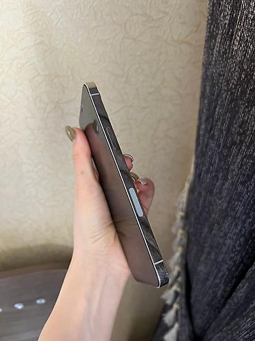 z fold 3: IPhone 12 Pro Max, 256 GB, Ağ, Barmaq izi, Face ID — 6