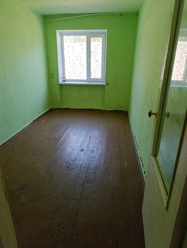 дом 4 комнаты: 47 м², Без мебели