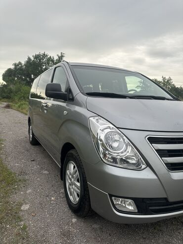 Hyundai: Hyundai H-1 (Grand Starex): 2017 г., 2.5 л, Автомат, Дизель, Минивэн