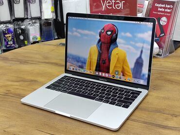 en ucuz macbook pro retina: Macbook Pro i7/RAM 16GB/Thouc Bar Apple Macbook Pro A1706. 2017 4T