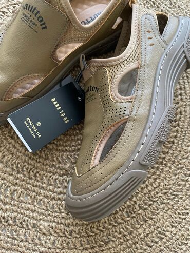 мектепке кийим: Брендовая летняя мужская обувь от Haut-ton 38 размер. Кожа, легкие