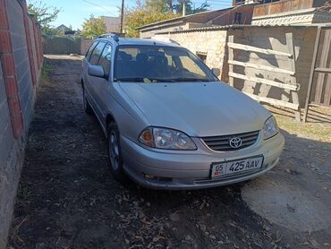 Toyota: Toyota Avensis: 2002 г., 1.8 л, Механика, Бензин, Универсал