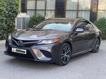 срочно продаю автомашину: Toyota Camry: 2018 г., 2.5 л, Автомат, Бензин, Седан