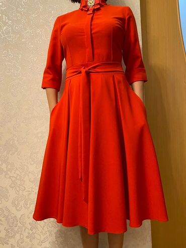 платье красное: Повседневное платье, Осень-весна, Средняя модель, M (EU 38)
