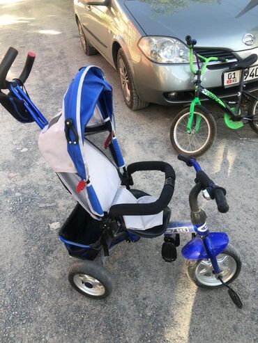 продаю детский бассейн: Почти новая велоколяска, пользовались мало, цена окончательная