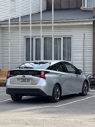 Toyota: Toyota Prius: 2019 г., Вариатор, Бензин — 3
