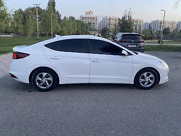 хендай элентра: Hyundai Elantra: 2019 г., 1.6 л, Вариатор, Бензин, Седан — 8
