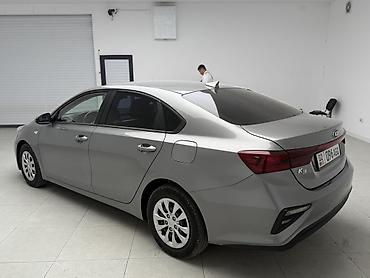 byd e2 2021: Kia K3: 2021 г., 1.6 л, Вариатор, Бензин, Седан — 5