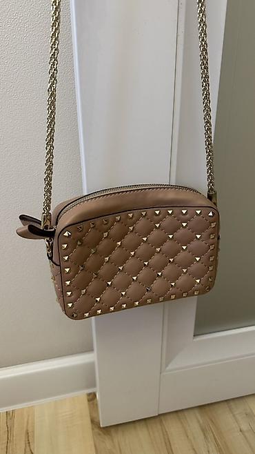 сумки валентино: Сумка Valentino Garavani Rockstud Crossbody копия 1:1 - Материал — 3
