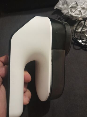 Ostali kućni aparati: Ефикасно и моћно: МИИТО електрични бријач за тканине опремљен мотором — 3