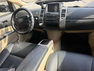 Toyota: Toyota Prius: 2005 г., 1.5 л, Вариатор, Гибрид, Лифтбек — 7