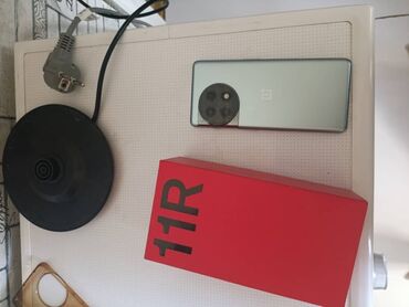one plus: OnePlus 11R, Б/у, 256 ГБ, цвет - Серебристый, 2 SIM