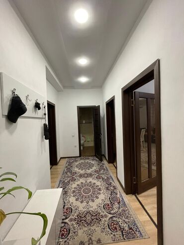 квартиры в пишпеке: 3 комнаты, 70 м², 8 этаж, Дизайнерский ремонт
