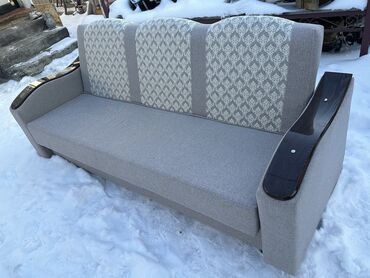 Прямые диваны: Прямой диван, Новый, Трехместный — 19