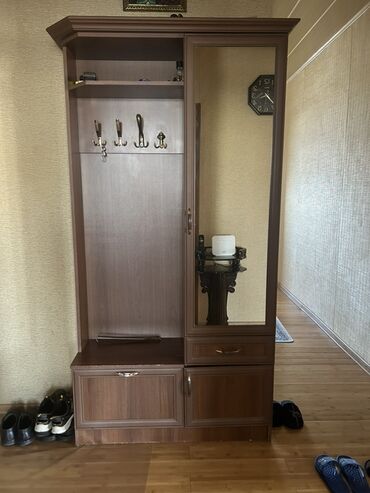 ручки на кухонную мебель: Распашной, 2 двери Прямой шкаф, Шкаф в прихожей