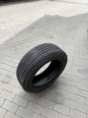 corolla runx: Продаю шины 3 шт 
размер R17