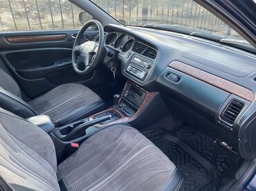 Honda: Honda Accord: 2002 г., 1.8 л, Типтроник, Бензин, Седан — 7