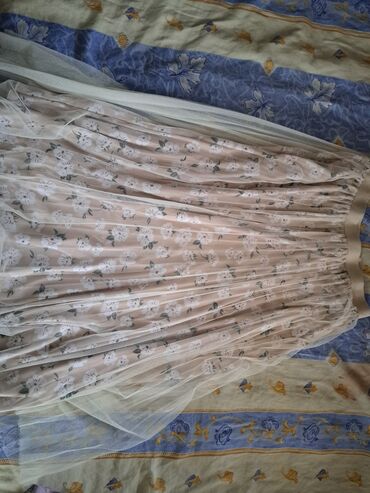 Kompleti: Ženska modna garderoba – set - Crni bodi sa volanima: off-shoulder — 2