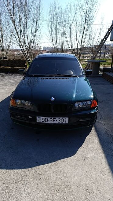 bmw lip: BMW 318: 1.8 l | 1998 il Sedan