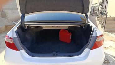 низкопрофиль: Toyota Camry: 2015 г., 2.5 л, Автомат, Бензин, Седан — 5