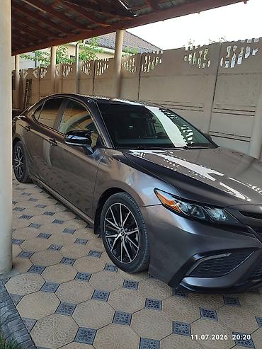 Toyota: Toyota Camry: 2022 г., 2.5 л, Автомат, Бензин, Седан — 2