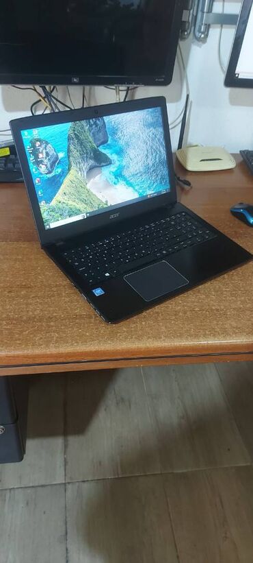 Acer: Laptop Acer TravelMate P259-baterija preko3h idealan za auto — 16