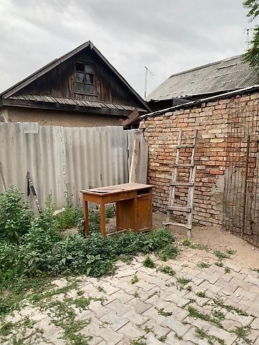 Продажа коттеджей и домов: Продаю участок 7.4соток по факту, 6.38 по документам.Участок — 17