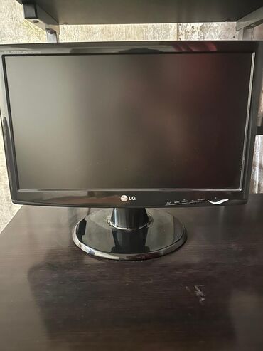 Audio: LG brendindən olan bu kompüter monitoru minimal dizaynı ilə istənilən