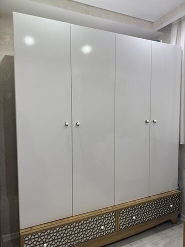 Yataq otağı dəstləri: 2 təknəfərlik çarpayı, İşlənmiş — 4