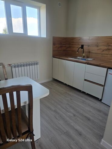 Посуточная аренда квартир: 1 комната, Душевая кабина, Постельное белье, Парковка — 12