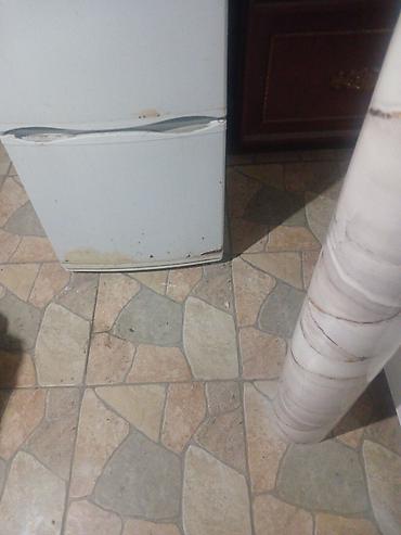 Soyuducular: İkiqat qapılı soyuducu - Üst hissədə dondurucu bölmə, aşağıda əsas — 87