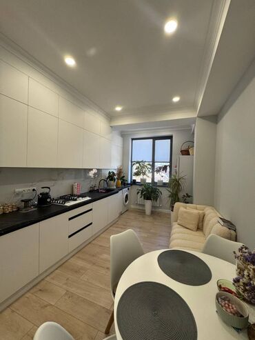 Продажа квартир: 1 комната, 51 м², 2 этаж — 3