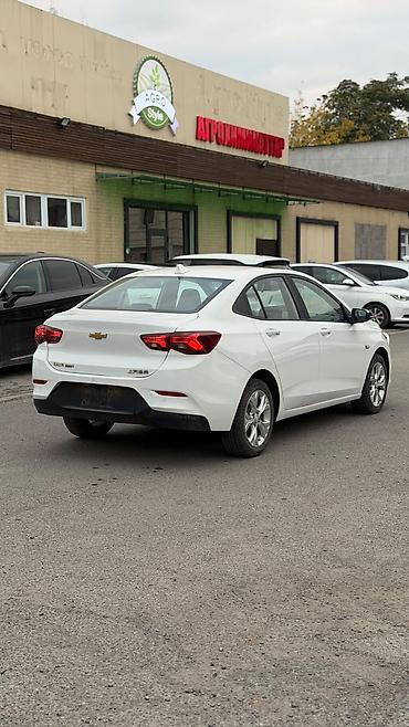 шевролет equinox: Chevrolet Onix: 2020 г., 1 л, Автомат, Бензин, Седан — 4
