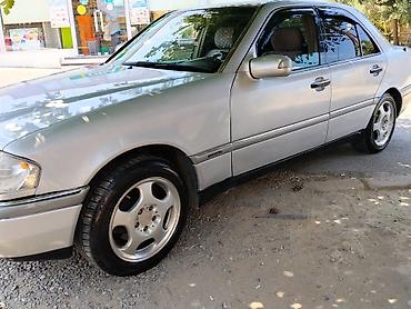 mersedes a klas: Mercedes-Benz C-Sinfi (W202) sedan - Gümüşü rəng, 4 qapı, arxa — 5