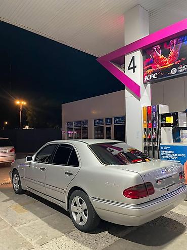 211 рест: Mercedes-Benz E-Class: 1999 г., 3.2 л, Автомат, Бензин, Седан — 2