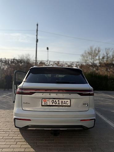 byd e2 2022: Geely Monjaro: 2022 г., 2 л, Автомат, Гибрид, Кроссовер — 3